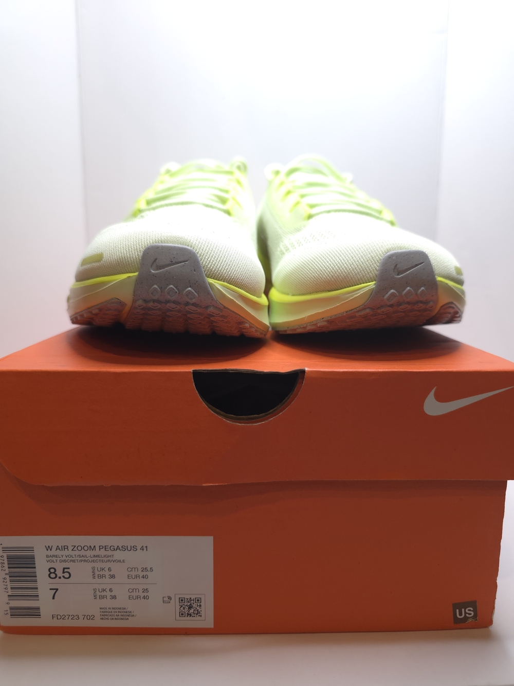 Nike Women’s Air Zoom Pegasus 41 Barley Volt 8.5W - Picture 7 of 8